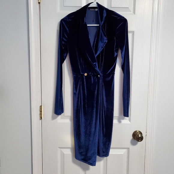 Boohoo Dresses & Skirts - Velvet Dress Boohoo Dresses & Skirts - Velvet Dress